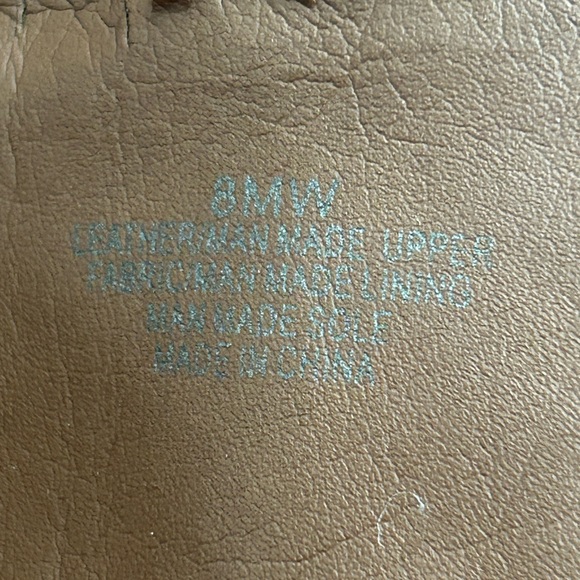 Gianni Bini Boot Knee High and Side Zipper color Brown shoes Size 8MW - Picture 16 of 16